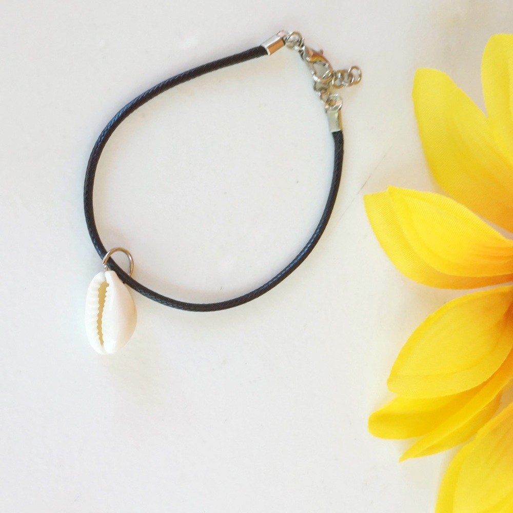 🐚 Shell Bracelet